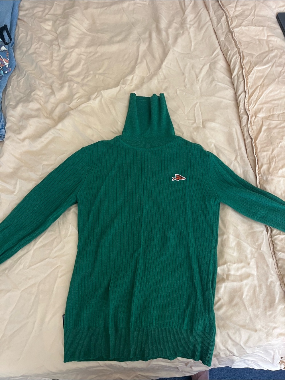 Women's Emerald Ribbed Turtleneck Sweater